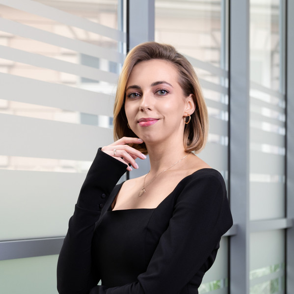 Maria Barakhoeva (Biuro główne)